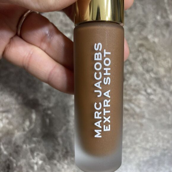 Marc Jacobs Cafe Extra Shot Caffeine Concealer & Foundation Deep 430 - Picture 2 of 4